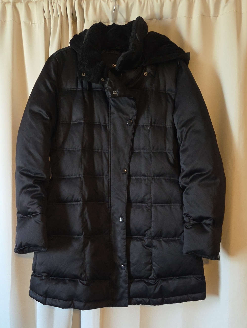 DKNY Black Women's Quilted Puffer Coat with Detachable Hood